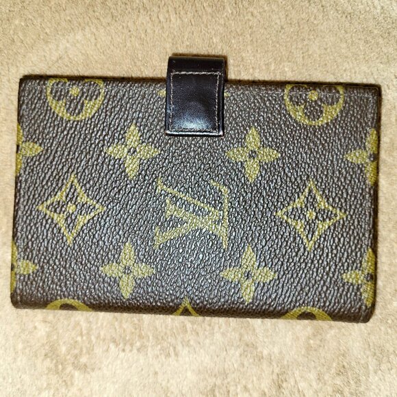 Louis Vuitton Slim Monogram Wallet